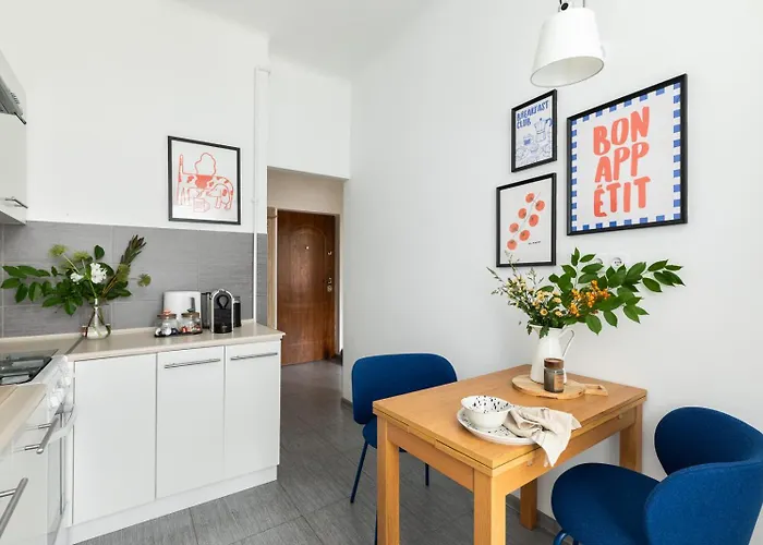 Aleja Wyzwolenia 9 By Homeprime Διαμέρισμα Βαρσοβία