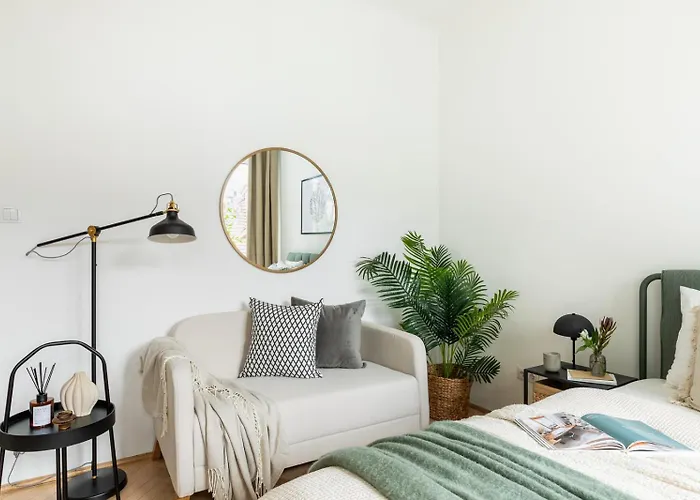 Aleja Wyzwolenia 9 By Homeprime Διαμέρισμα Βαρσοβία